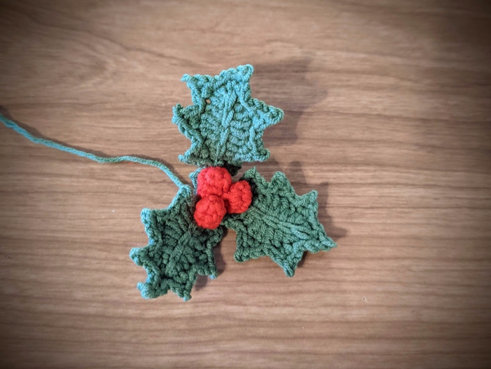 crochet holly berries