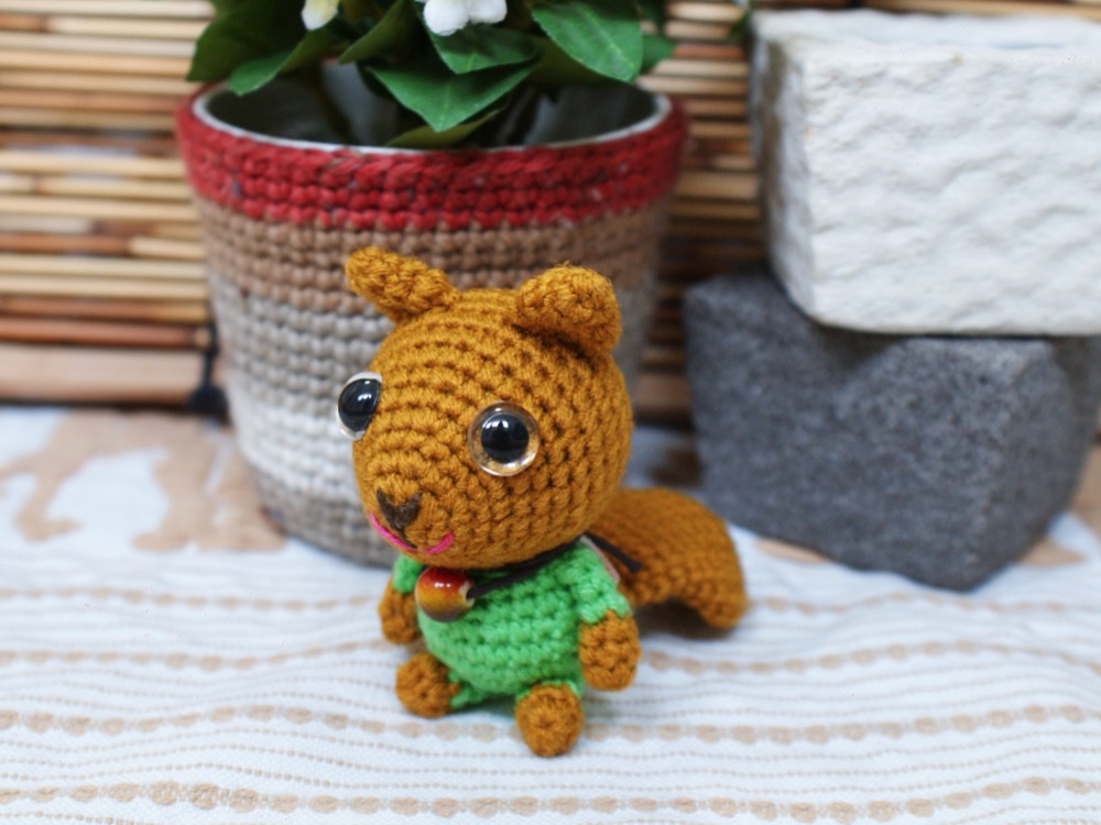 farm animal crochet patterns pack - playful squirrel