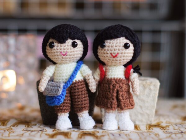 love story crochet pattern - high school lovers