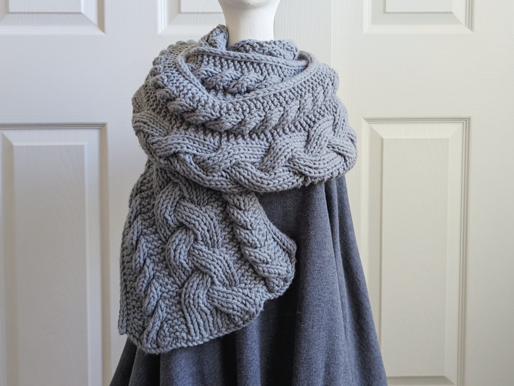 rapunzel chunky knit scarf