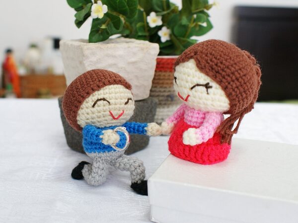 love story crochet pattern - marry me
