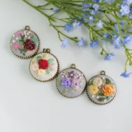 Roses embroidered pendants