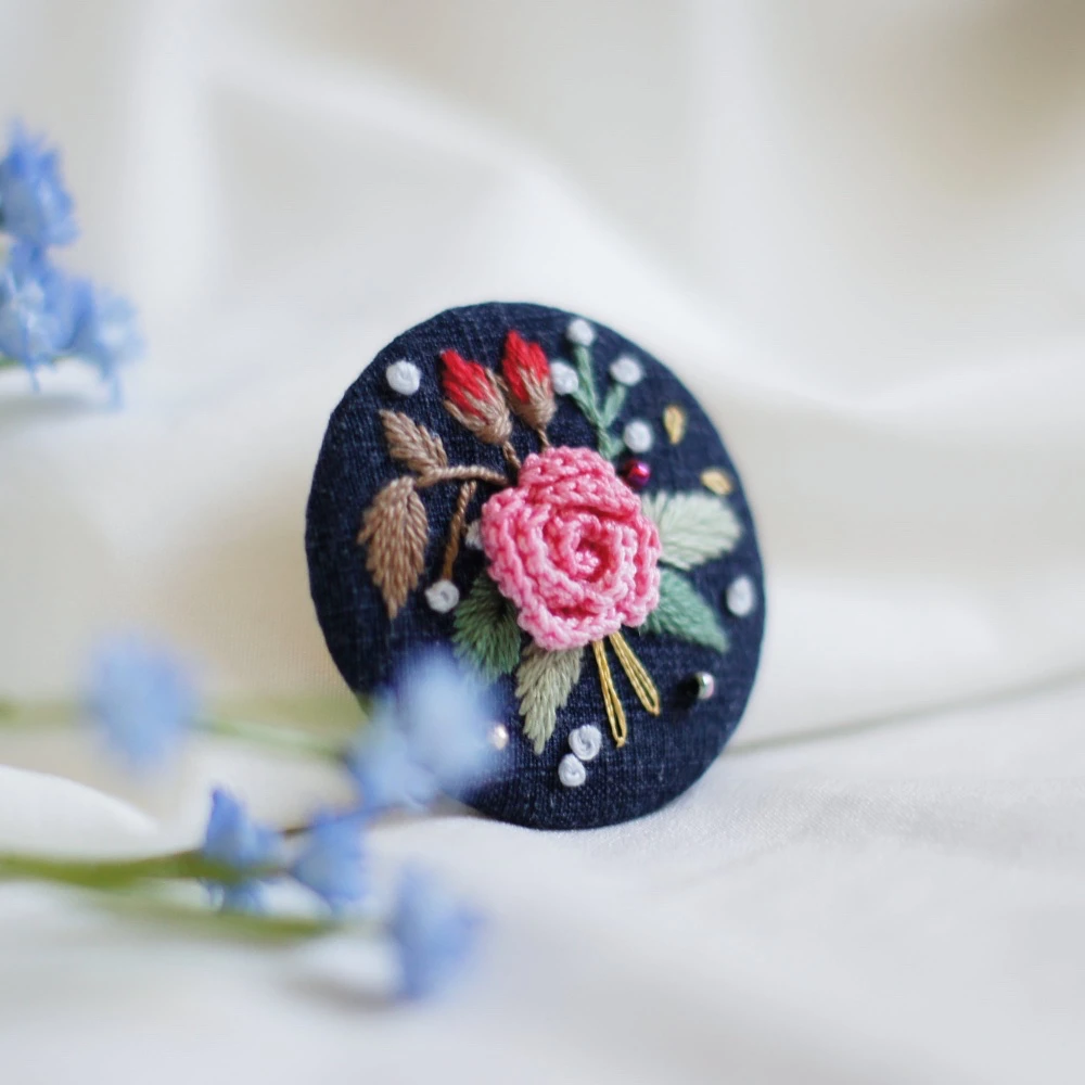 embroidery floral brooch pin