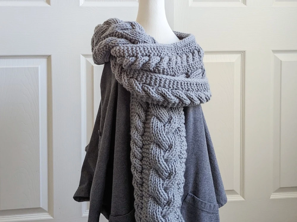 rapunzel chunky knit scarf
