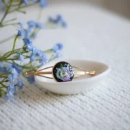 embroidered hair clip