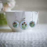 embroidered jewelry set