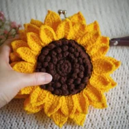 crochet sunflower purse