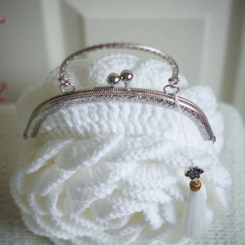 Crochet Rose Purse