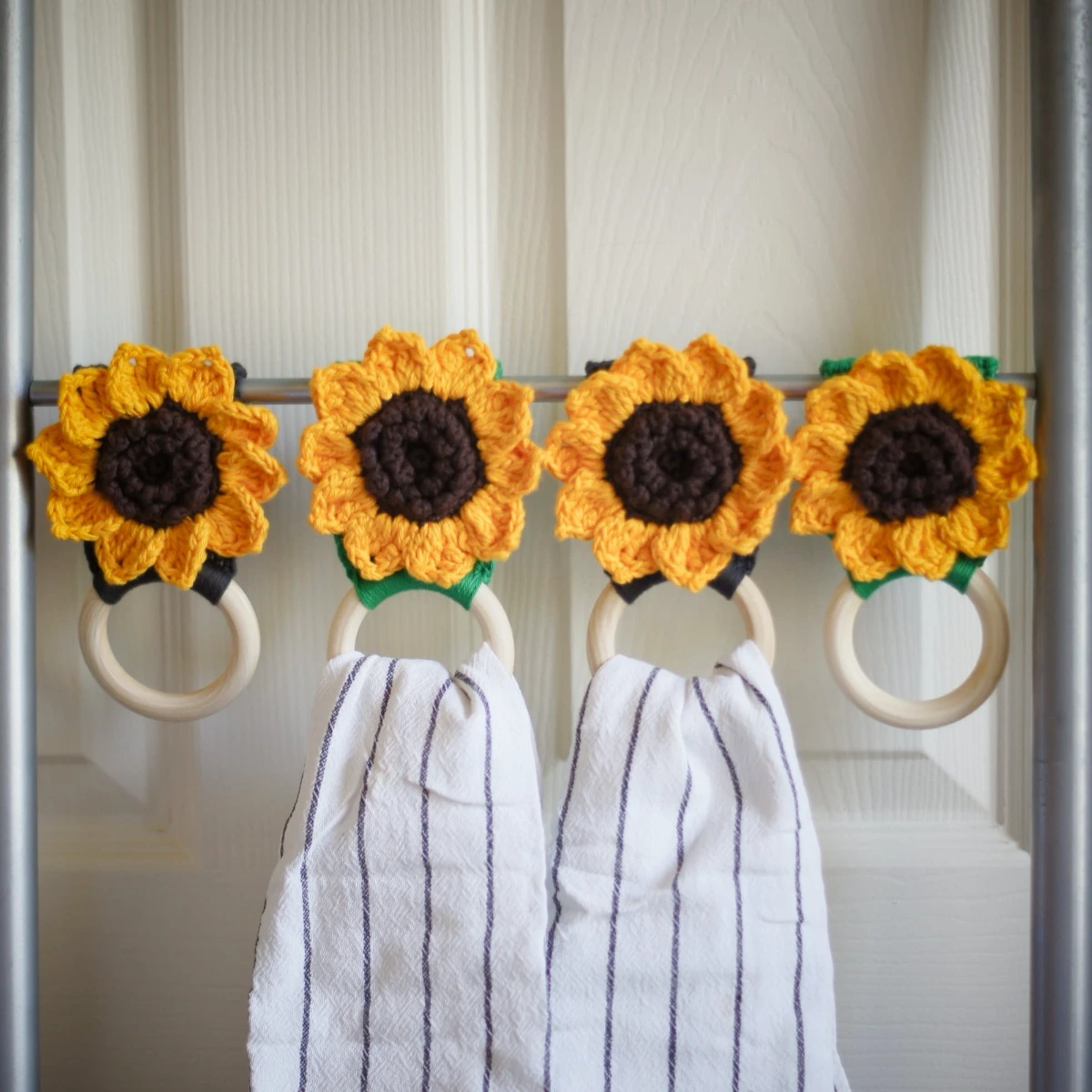 crochet sunflower towel holder