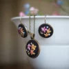 embroidered jewelry set