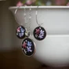 embroidered jewelry set