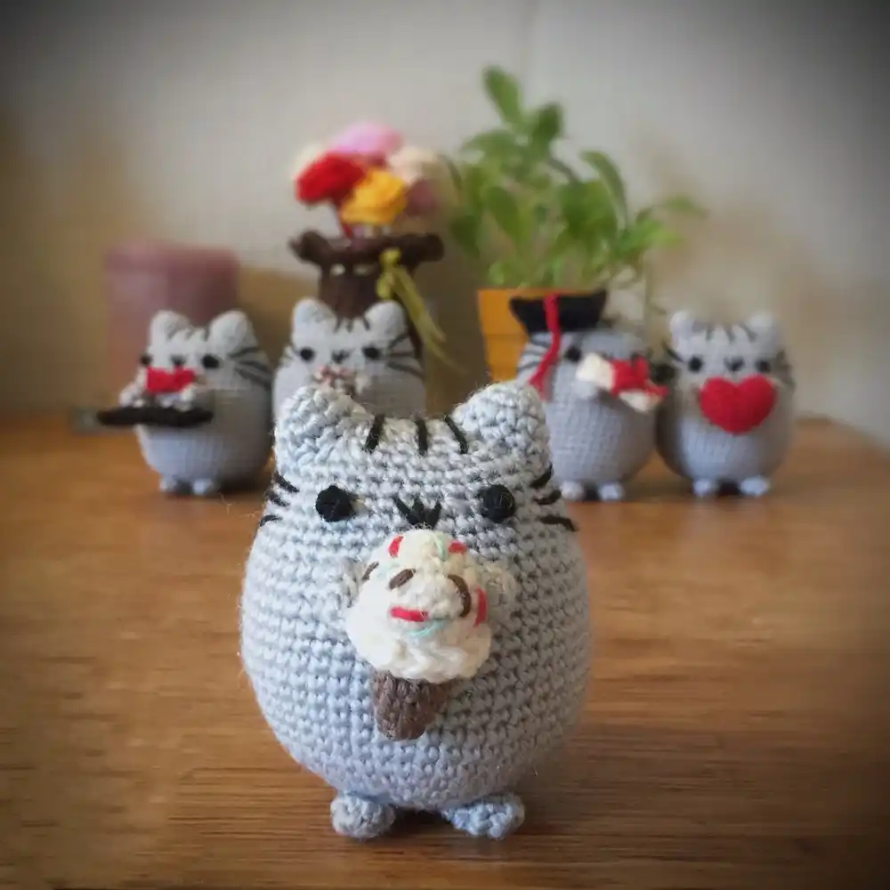 pusheen inspired crochet dolls