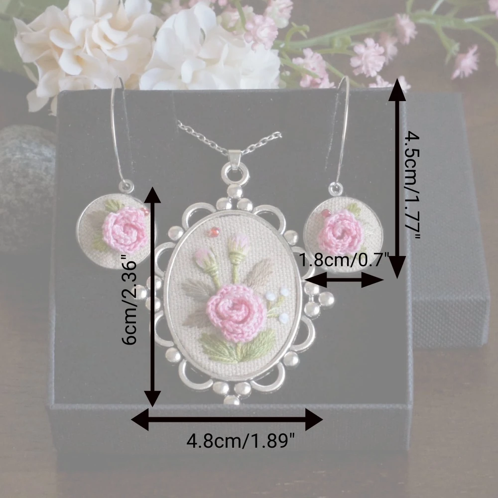 pink rose embroidered jewelry set