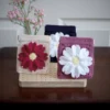 daisy squeeze pouch