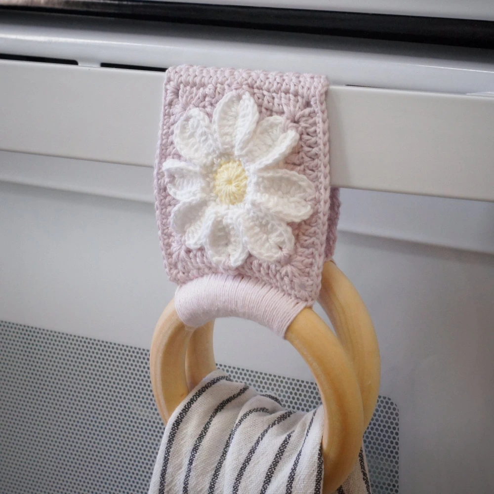 daisy towel holders
