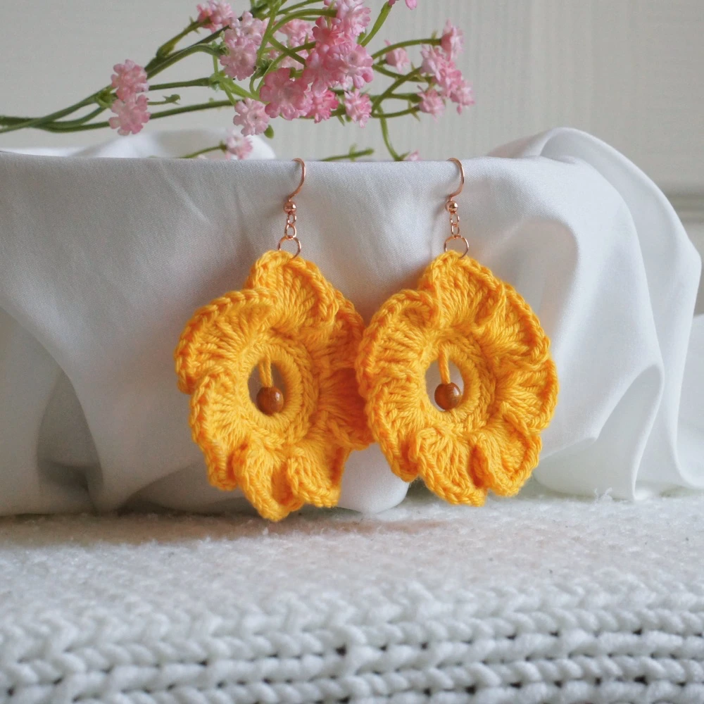 crochet flower earrings