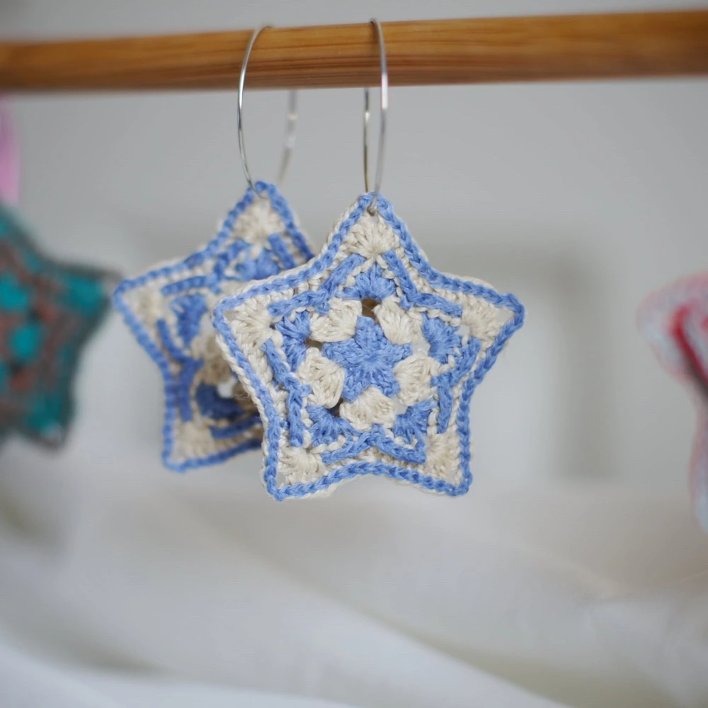 star earrings