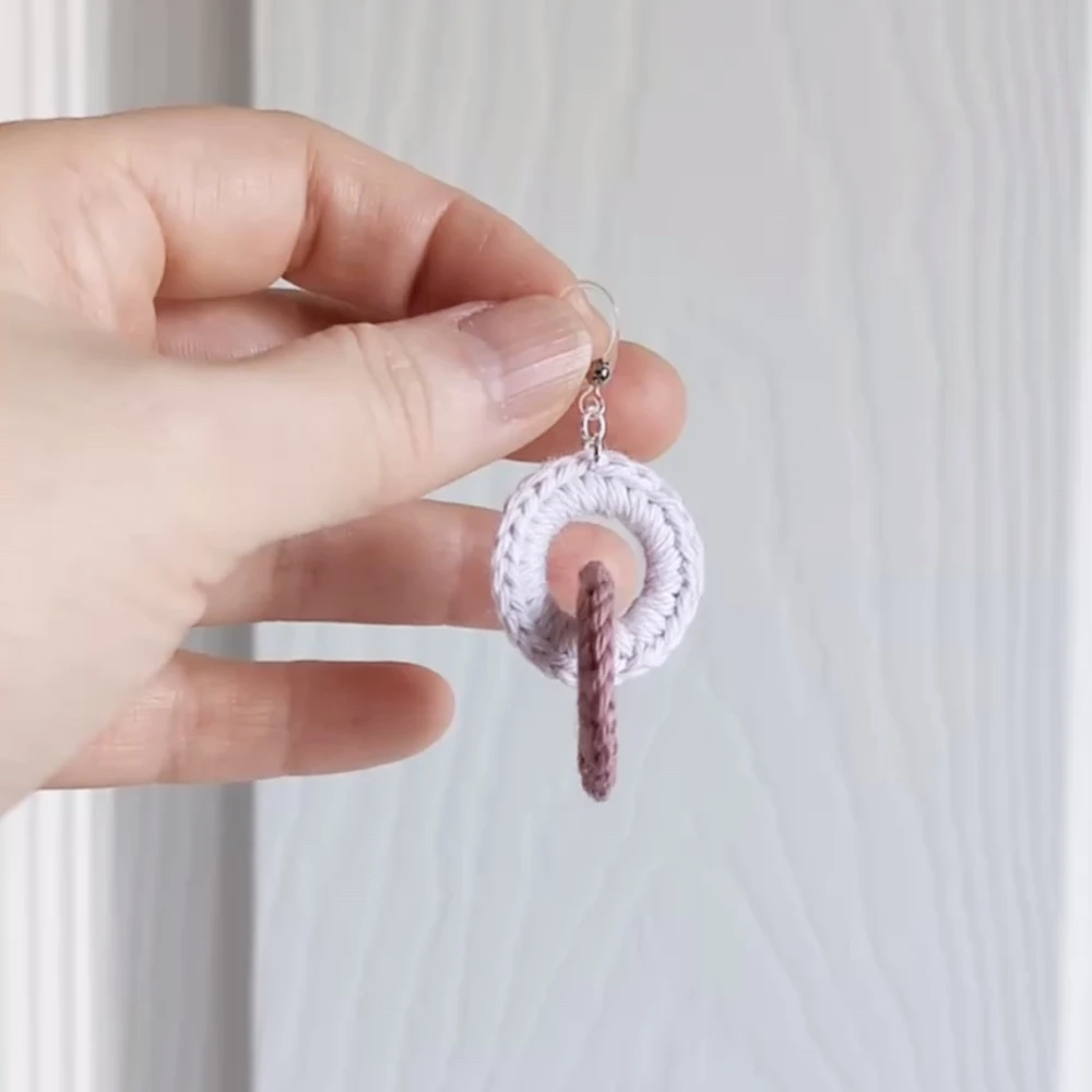 Crochet Interlocking Circles Earrings