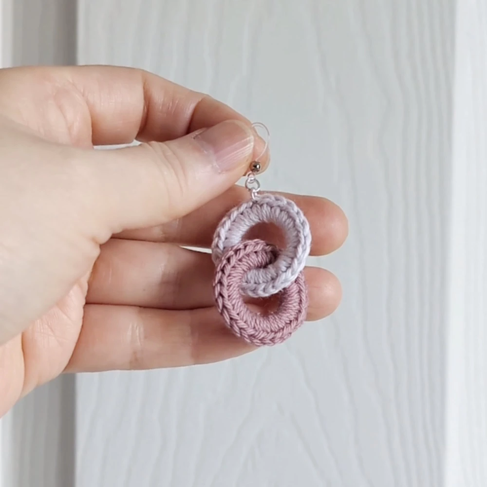 Crochet Interlocking Circles Earrings