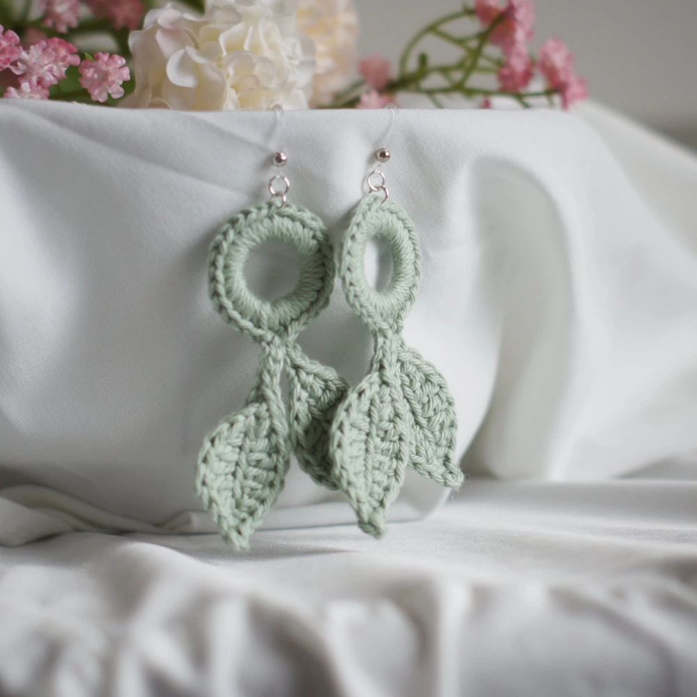 crochet leaf earrings