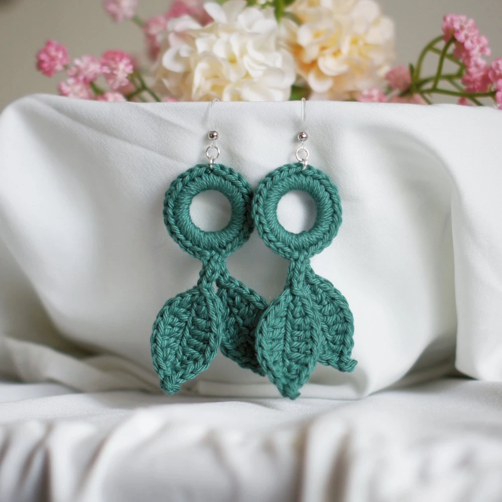 crochet leaf earrings