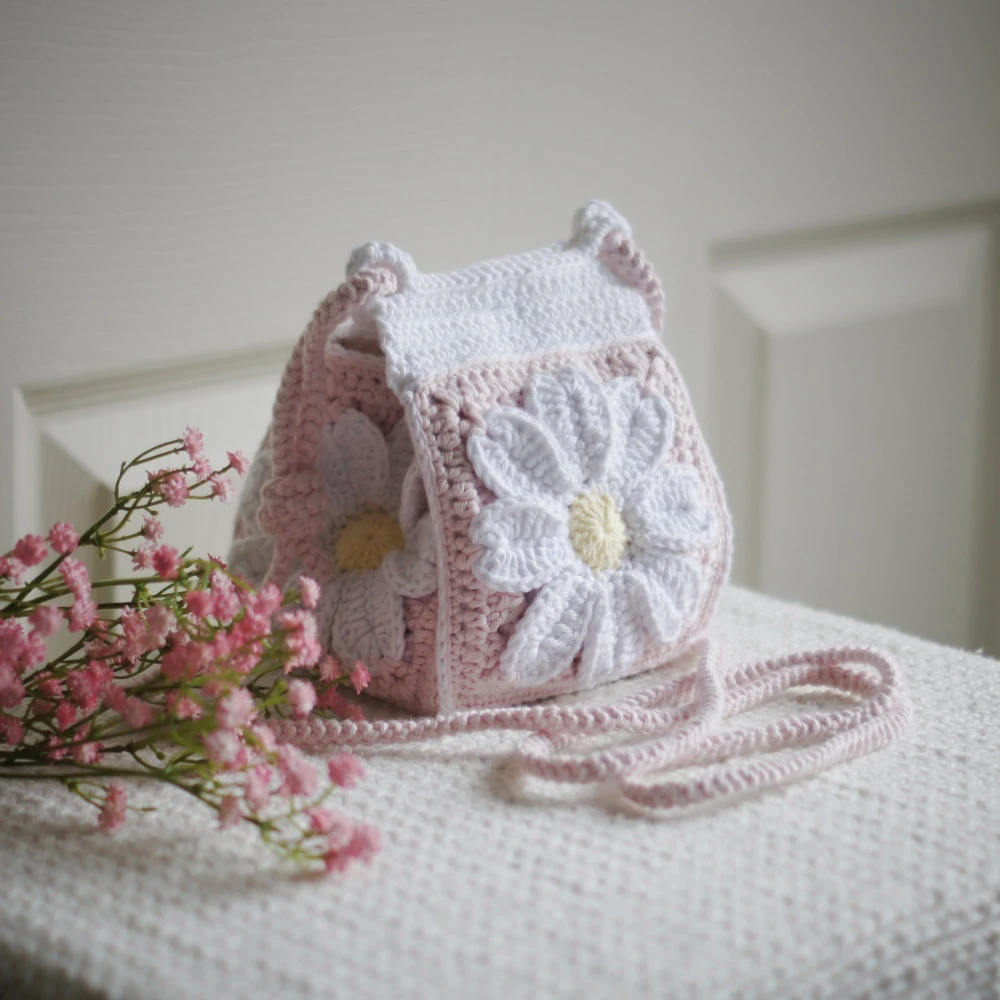 daisy granny square sling bag