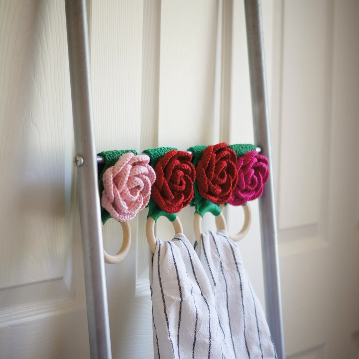 crochet rose towel holder