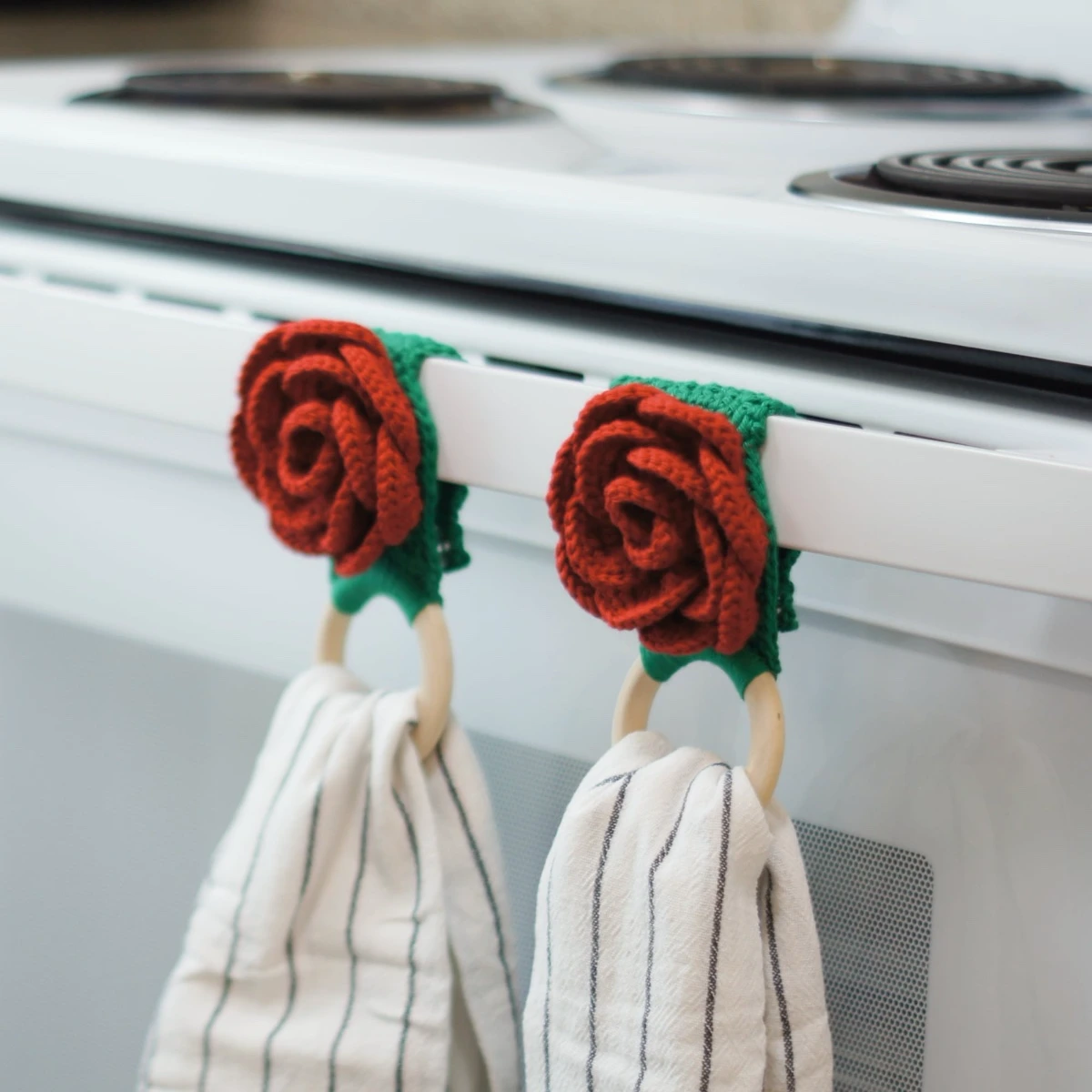 crochet rose towel holder