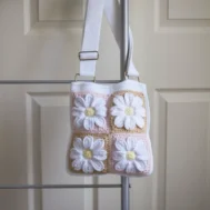crochet daisy tote