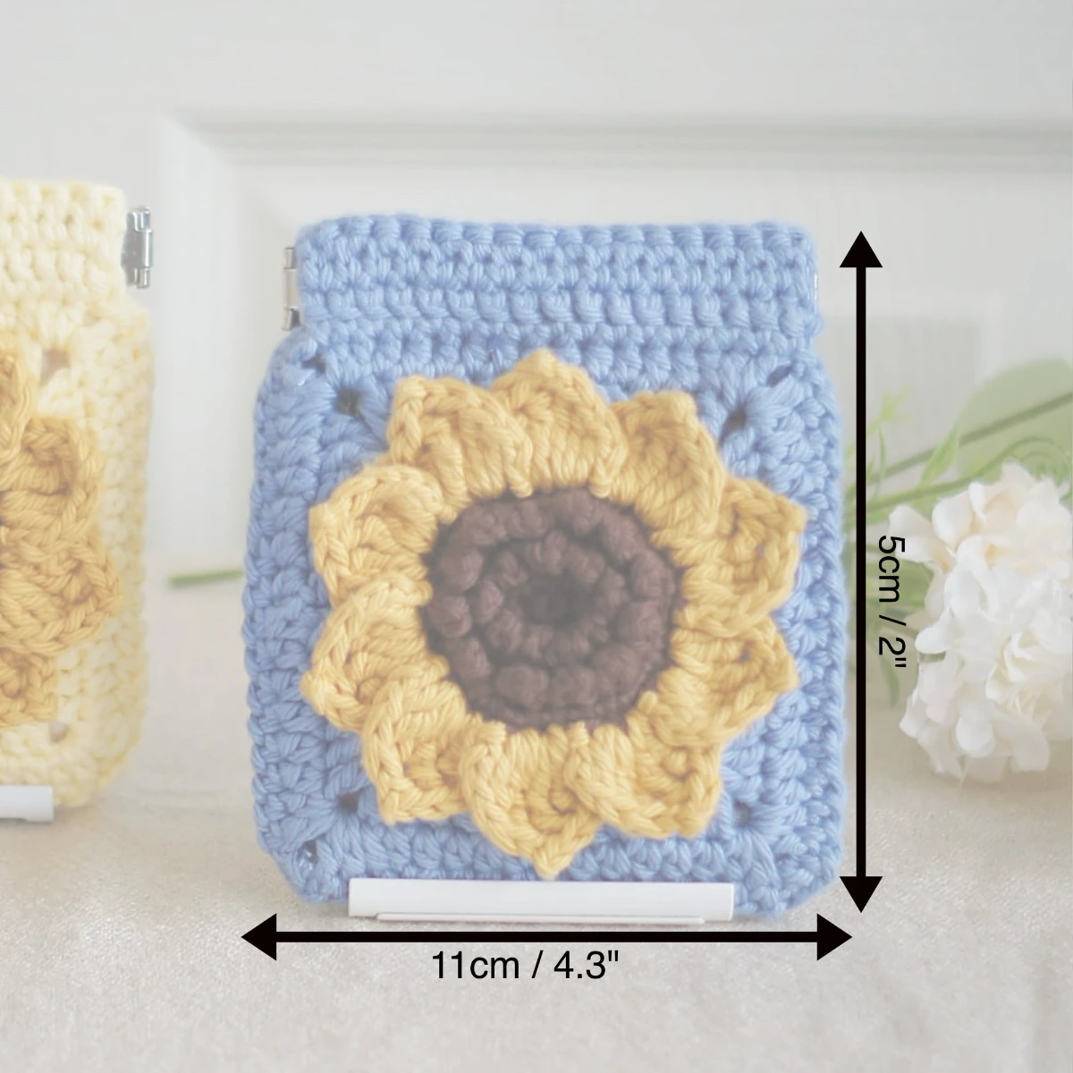 measurement of crochet sunflower squeeze pouch